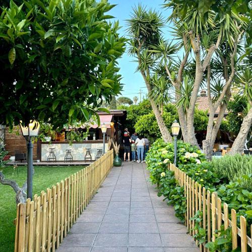 Ci trovi a Porto Azzurro